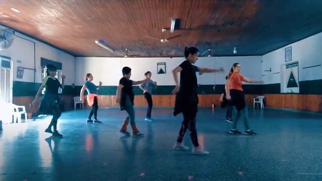 Coreo - Karina Corazón mentiroso смотреть онлайн