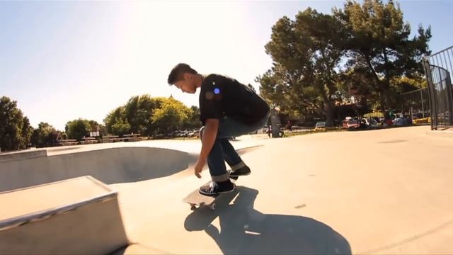 Adrian Pacis at Union City skatepark смотреть онлайн