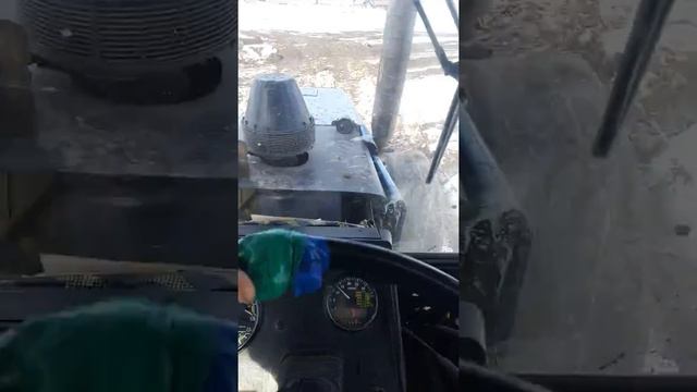 Наши дороги 🚜🤣#мтз#мтз1221#работа#колхоз#синийтрактор#трактор#деревня#едемпогрязи#поколено смотреть онлайн