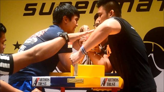 Singapore Armwrestling - Valen Low (SGP) vs Jason Tibok (CND) смотреть онлайн