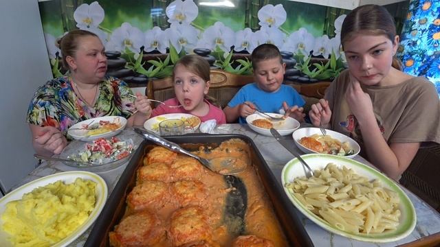 мукбанг. тефтели по рецепту главного цветочка страны 🔥 смотреть онлайн