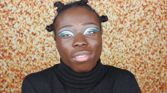 DRAMATIC BLUE & SILVER CUT CREASE | BIRTHDAY MAKEUP | WAY OF YAW смотреть онлайн