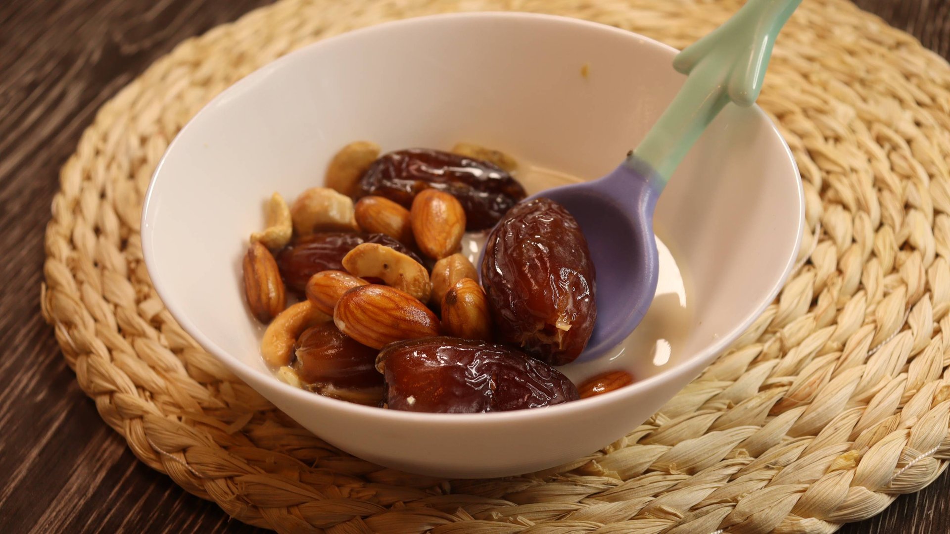 Пью ДЕНЬ И НОЧЬ и худею! Готовлю ПО ДВА РАЗА и всё равно мало! смотреть онлайн