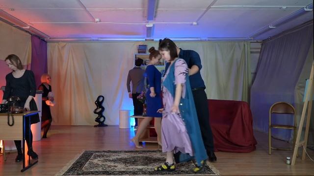 Спектакль СТРАННАЯ МИССИС СЭВИДЖ смотреть онлайн