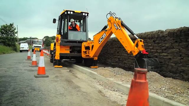 Экскаватор-погрузчик JCB 3CX Compact— инновационная машина от мирового производителя смотреть онлайн