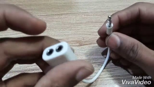 Lightning to 3.5mm Headphone Jack Adapter, Darrent Lightning Connector to 3.5m смотреть онлайн