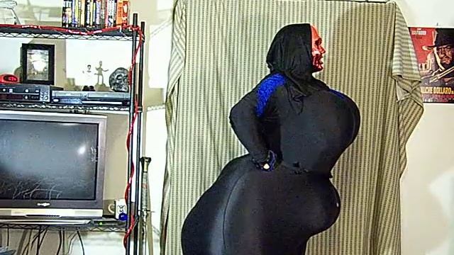 S2 The WIDE, The FAT & The SAGGY смотреть онлайн