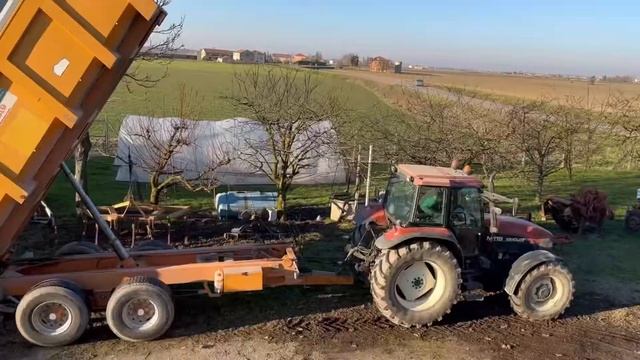 Trattore rimorchio 🚜 / Трактор с прицепом 🚜 смотреть онлайн