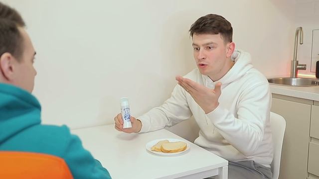 КОРОЧЕ ГОВОРЯ_ Я КРИТИК(1080P_HD).mp4 смотреть онлайн