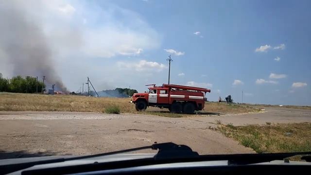 Морозовка горит сено смотреть онлайн