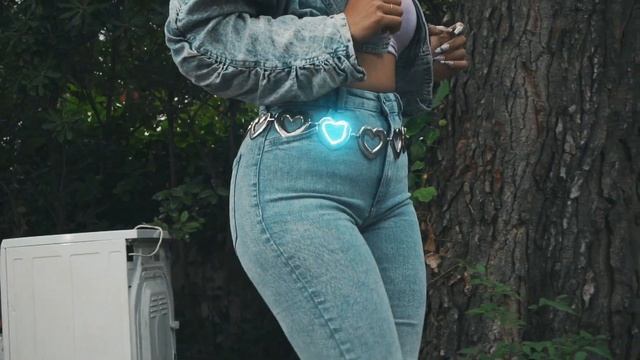 Deep Glow смотреть онлайн