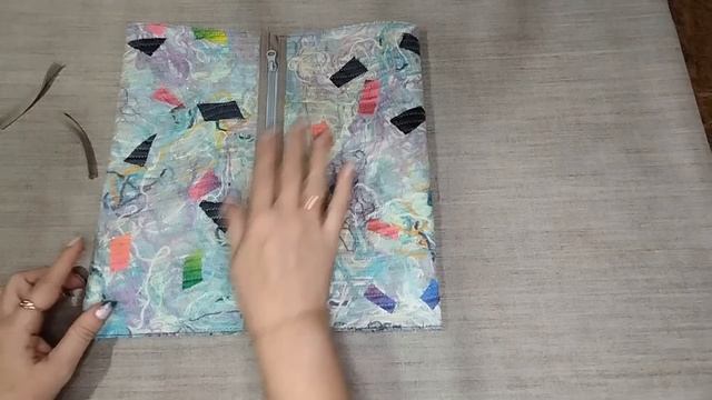 Косметичка в форме кубика.Интересная идея.(2024г) смотреть онлайн