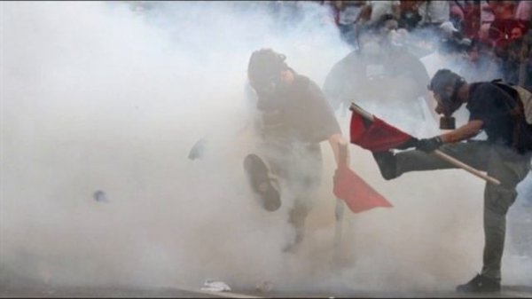 Tom Waits ~ Russian Dance