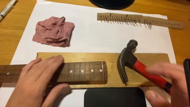 Установка Ладов Sintoms 3мм. на гриф Squier (Fender) Affinity (Installing The Frets On The Neck)