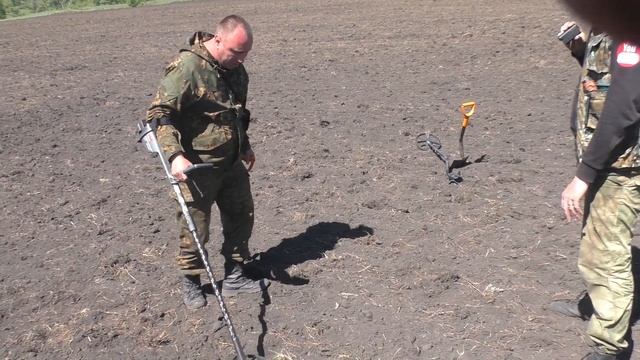 В БАРСКОЙ УСАДЬБЕ СЛУЧАЙНО НАШЛИ ЛЮК В ПОЛУ смотреть онлайн