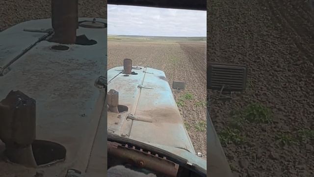 Ещё немного и закончим сев ячменя ,на Кормильце ДТ75 .DT75 Казахстан .