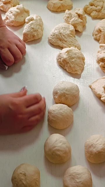 ЭТО РЕВОЛЮЦИЯ В МИРЕ ВЫПЕЧКИ! 
САМЫЕ ВКУСНЫЕ ПИРОЖКИ В МИРЕ!