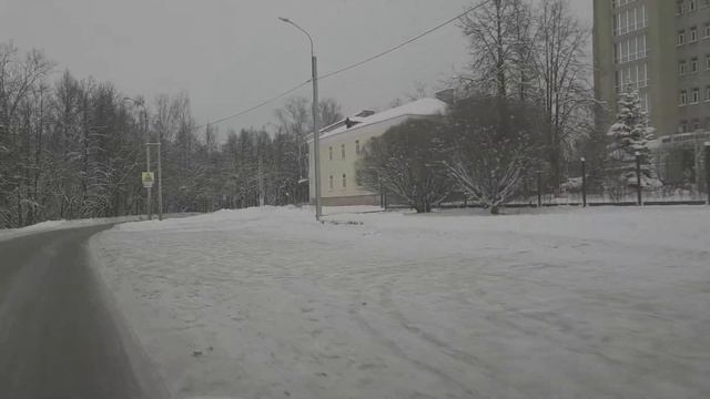 Рейд с депутатом Леонидом Денисовым и Андреем Есауловым по дорогам города Иваново 10.12.2023 года. смотреть онлайн