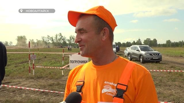 Лучшего по профессии среди работников дорожного хозяйства определили в Алтайском крае смотреть онлайн