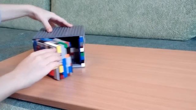 лего сейф с кодовым замком LEGO safe with combination lock смотреть онлайн