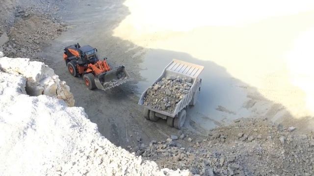 ZW 370-5 Lafarge смотреть онлайн