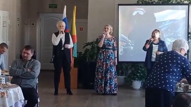 все у нас с тобой, нынче поровну.... смотреть онлайн