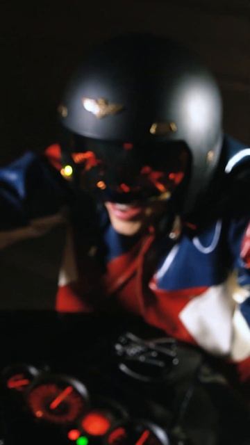 NÓN BẢO HIỂM TRUMP KÍNH ÂM – NHÀ PHÂN PHỐI SWATVN