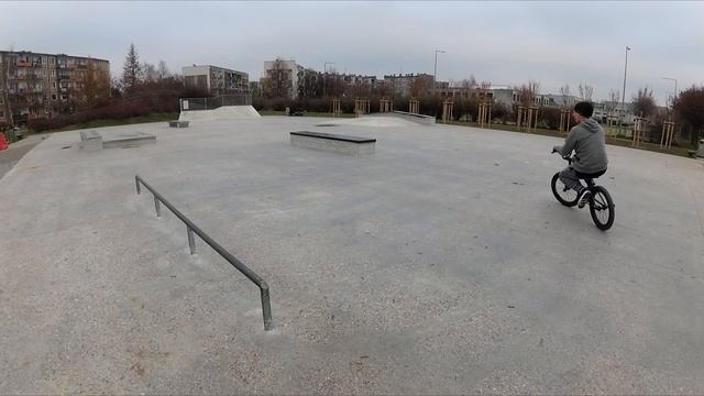 Как я научился гриндить на bmx | Grind трюки на BMX | BMX БУДНИ смотреть онлайн