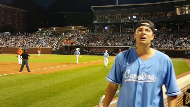 Is UNC baseball good? Are UNC baseball games fun? UNC Superfan helps Carolina defeat Clemson. смотреть онлайн