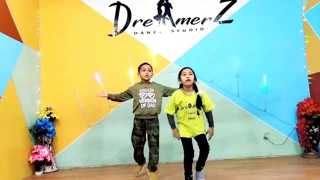 Sachika Cheena [ Cover Dance ] [ Our Cute n Small Student ] Dreamerz Dance Studio смотреть онлайн