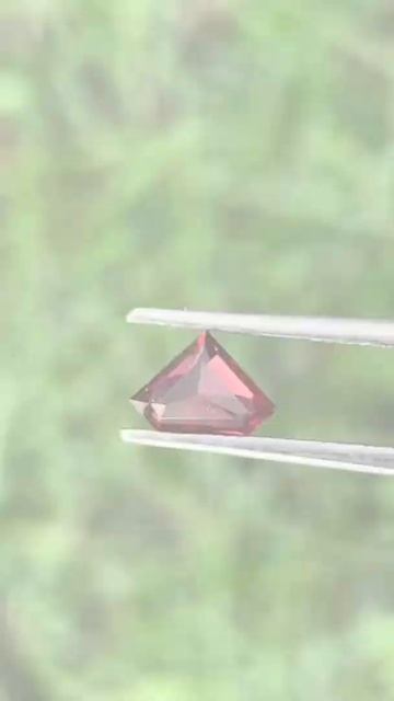 Pink Garnet Natural 1 ct Creative Cut Loose Gemstone for Jewelry.