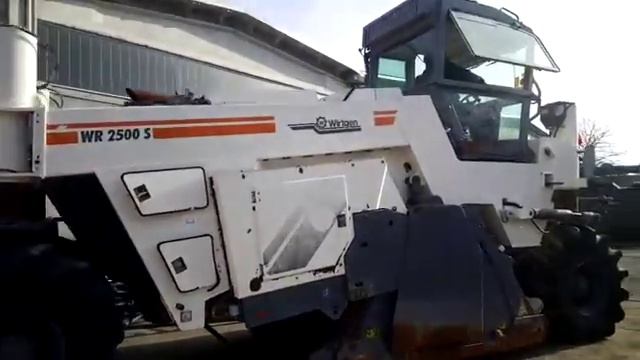 Wirtgen WR2500 смотреть онлайн
