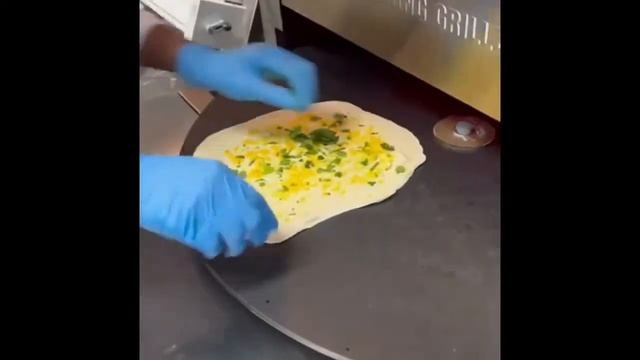 Naan Oven Training Video by Spinning Grillers- UL/NSF certified смотреть онлайн