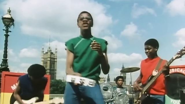 Musical Youth - Pass The Dutchie смотреть онлайн