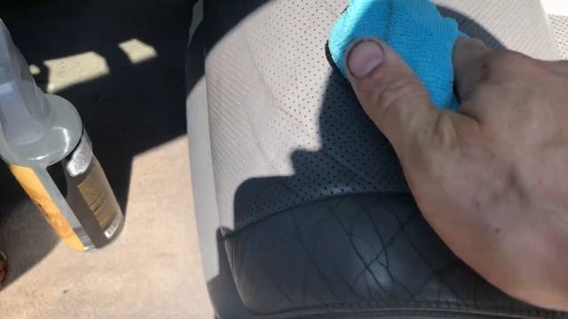 BEST WAY TO CLEAN LEATHER?!? (Chemical Guys leather cleaner review and tutorial) смотреть онлайн