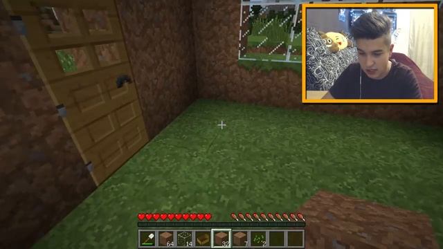 ЦУНАМИ ИЗ ЗОЛОТЫХ БЛОКОВ В МАЙНКРАФТ | ДОМ ИЗ ЗЕМЛИ НУБА ПРОТИВ ОГРОМНОГО ТРОЛЛИНГ ЦУНАМИ MINECRAFT