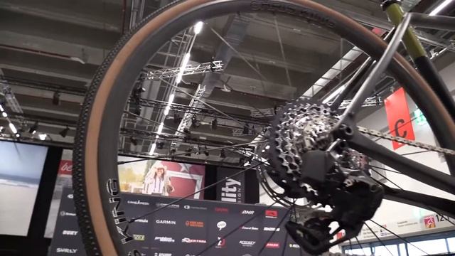 Is This the Best Gravel Bike ? - 2023 Salsa Warroad смотреть онлайн