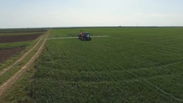 John Deere 5100r & Amazone UG 3000 Super spraying wheat 2016, Romania HD Video! смотреть онлайн