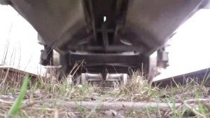 Камера лежит под поездом в Мытищах (camera under train)