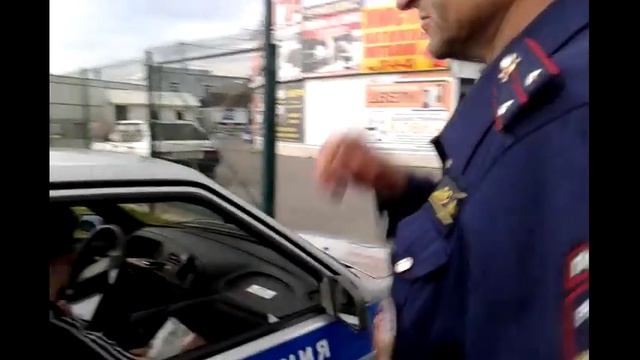 Сразу после выхода из спецприемника устроена провокация смотреть онлайн