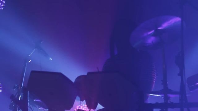 Electric Youth - We Are The Youth смотреть онлайн