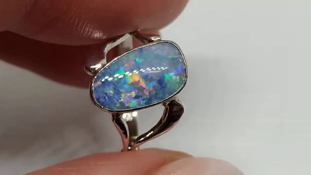 Серебряное кольцо с австралийским Doublet Opal 2.39ct (12.2 х 7.1мм), лампы смотреть онлайн