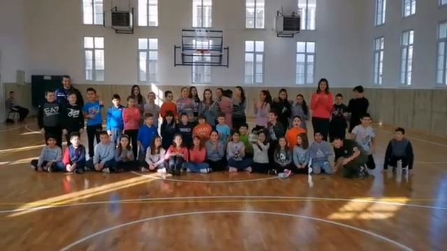 " PLAY WITH US!" На Федерация Народна топка България смотреть онлайн