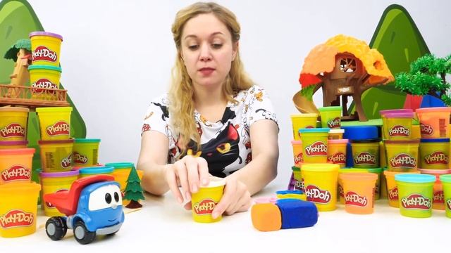 Видео для детей - Кто уберет весь снег? Развивающие мультики про машинки и Play Doh на Новый Год смотреть онлайн