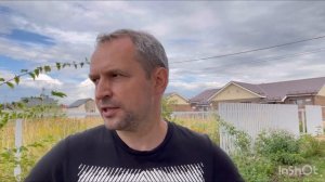 Прикручиваем металлический штакетник быстро и ровно.