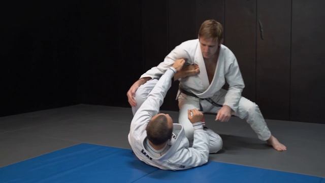 4 - Through the Legs Retention