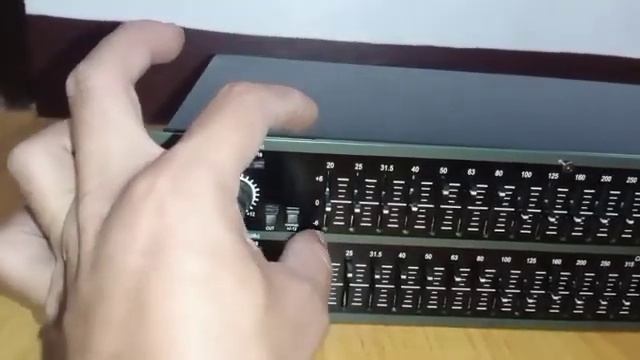 dbx 231 graphic equalizer review!!!!! смотреть онлайн