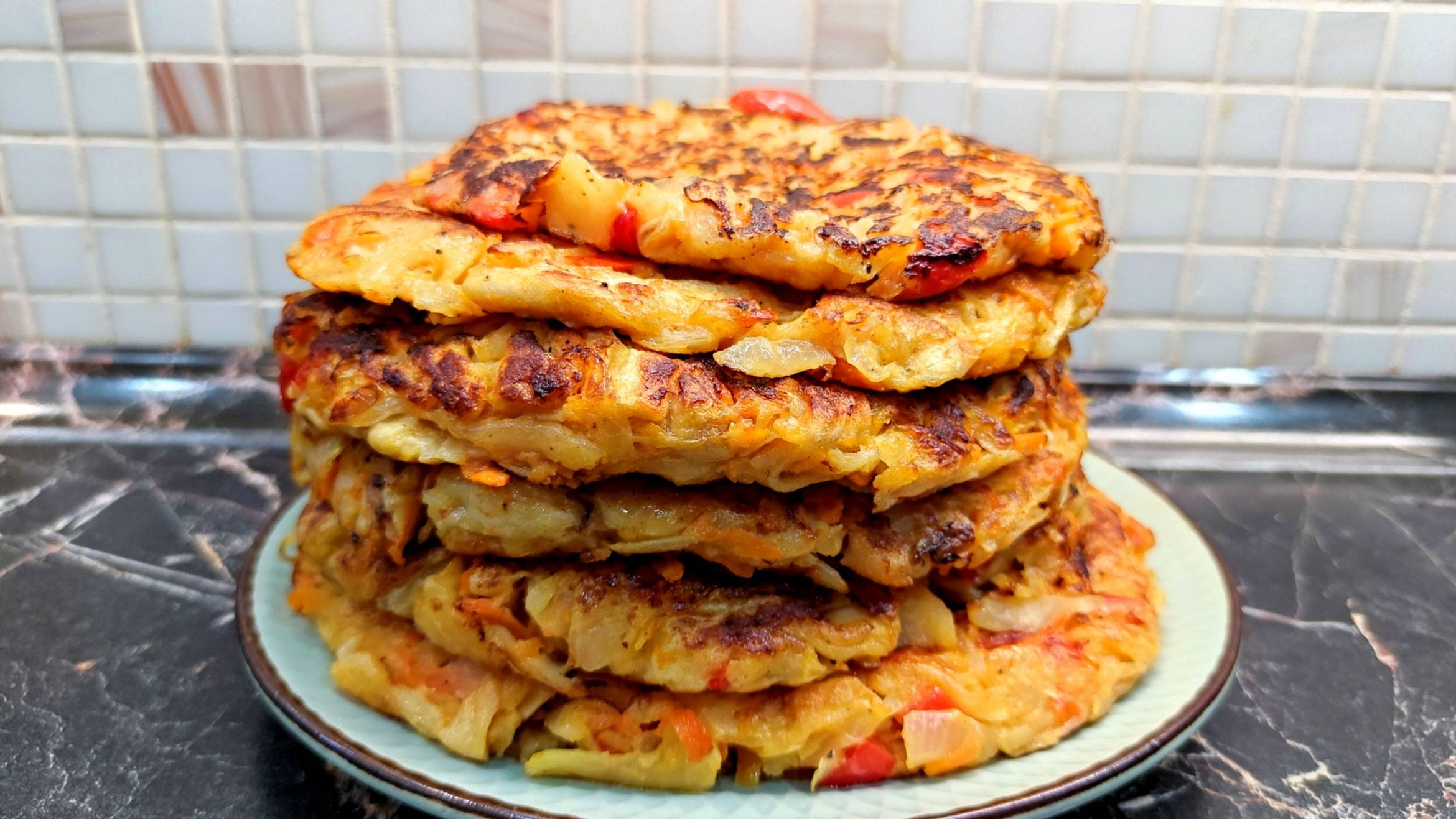 Лепёшки на завтрак или ужин. Капустные лепёшки с лавашем. Рецепт тушёной капусты. смотреть онлайн