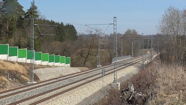 Bizon 753.604 a Herkules 761.101 s vlaky přes Vysočinu смотреть онлайн