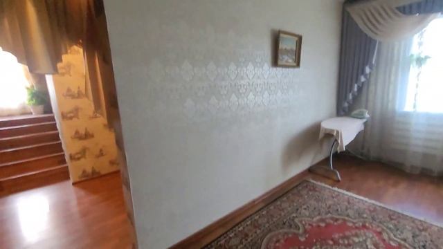 Продается дом в Абинске, 200кв м, 7.5 соток. Отличное расположение! смотреть онлайн